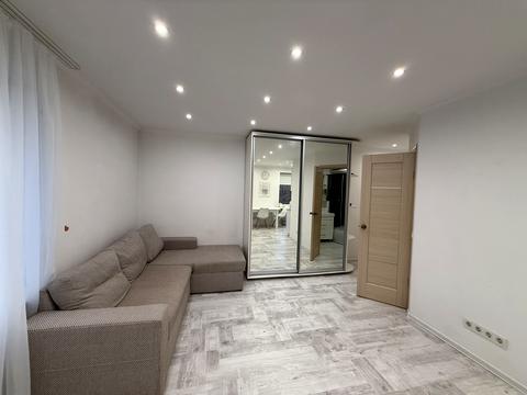 квартира по адресу Ушинского ул., 1