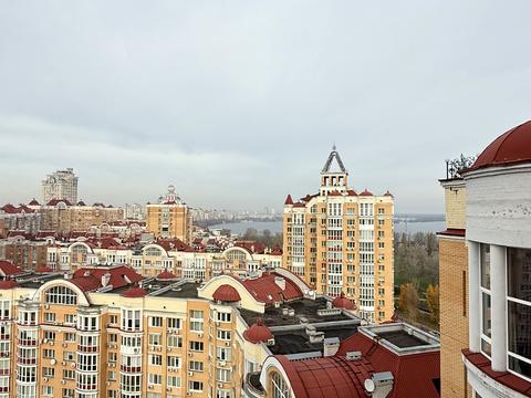 квартира за адресою Володимира Івасюка просп. (Героїв Сталінграду), 6