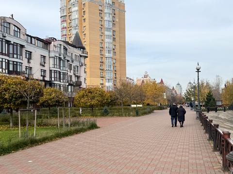 квартира за адресою Володимира Івасюка просп. (Героїв Сталінграду), 6