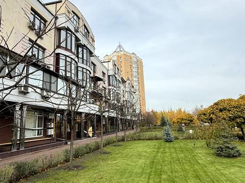 квартира за адресою Володимира Івасюка просп. (Героїв Сталінграду), 6