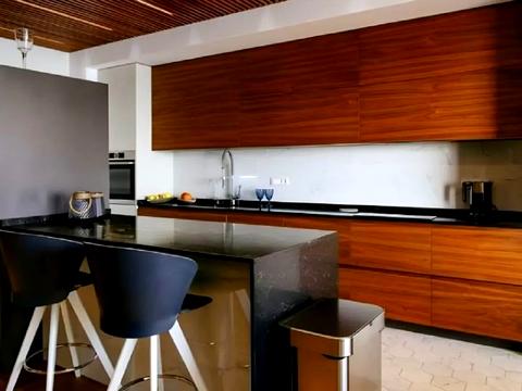 будинок за адресою Новоберегова вул., 90/51