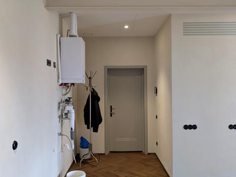 коммерческая по адресу Ярослава Стецько ул., 6