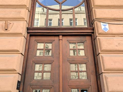 коммерческая по адресу Ярослава Стецько ул., 6