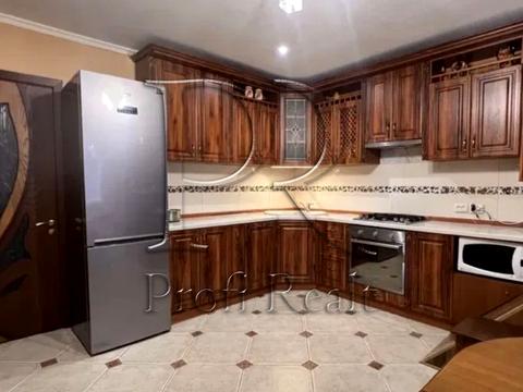 дом по адресу Октябрьская ул. (Жовтнева)