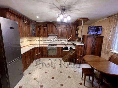 дом по адресу Октябрьская ул. (Жовтнева)