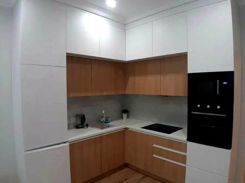 квартира за адресою Андрія Верхогляда вул. (Михайла Драгомирова), 14-А