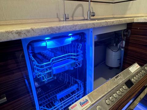 квартира за адресою Бровари, В'ячеслава Чорновола вул., 11