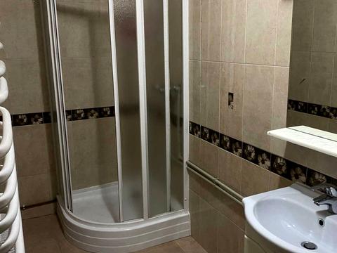 комерційна за адресою Тараса Шевченка вул., 22