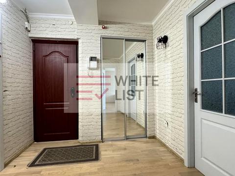 квартира за адресою Комарова, 40