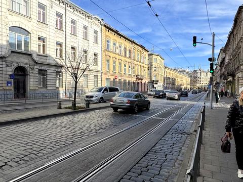 коммерческая по адресу Городоцька, 41