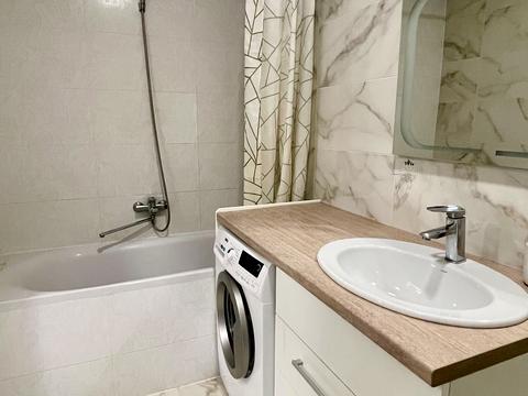 квартира за адресою Михайла Максимовича вул. (Онуфрія Трутенка), 26-Б