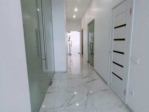 комерційна за адресою Аркадійське плато вул. (Гагаринське плато), 9