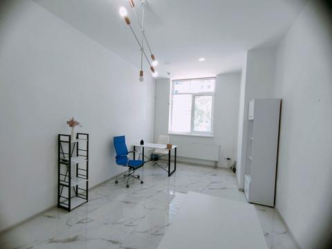 комерційна за адресою Аркадійське плато вул. (Гагаринське плато), 9