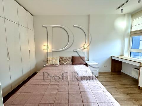 квартира за адресою Салютна вул., 2к1