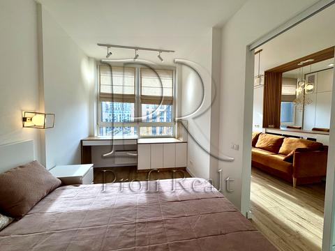 квартира за адресою Салютна вул., 2к1