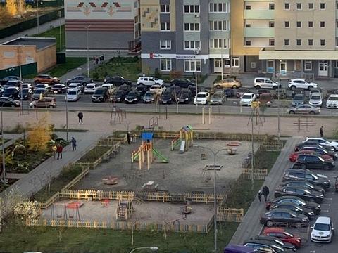 квартира за адресою Софії Русової вул., 1