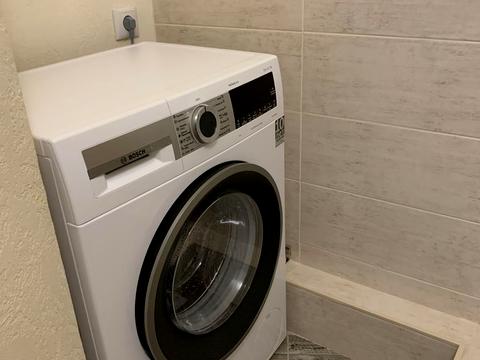 квартира за адресою Софії Русової вул., 1