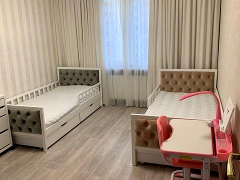 квартира за адресою Софії Русової вул., 1