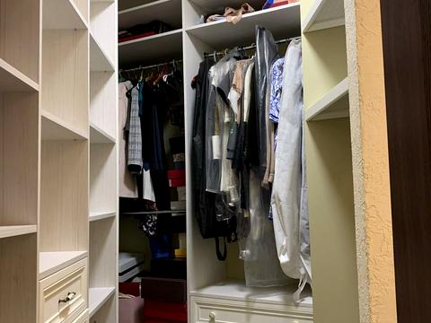 квартира за адресою Софії Русової вул., 1