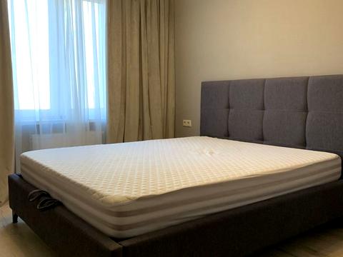 квартира за адресою Софії Русової вул., 1