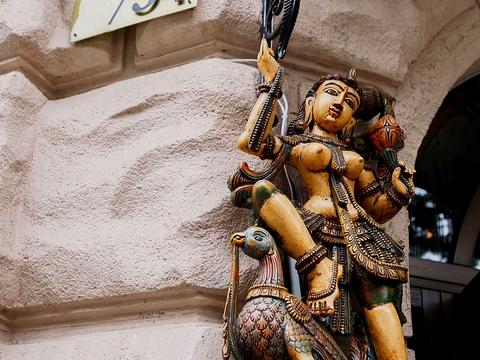 коммерческая по адресу Шелковичная ул., 32/34