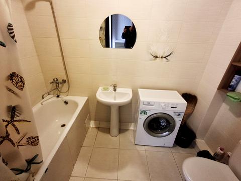 квартира за адресою Українська вул., 83Б