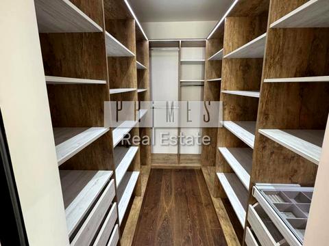 квартира за адресою Андрія Верхогляда вул. (Михайла Драгомирова), 14-А