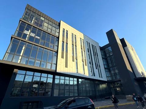 комерційна за адресою Тернопільська вул., 17