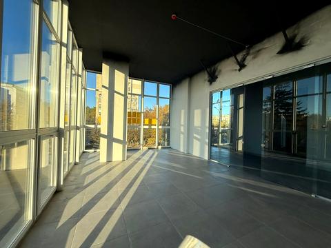 комерційна за адресою Тернопільська вул., 17