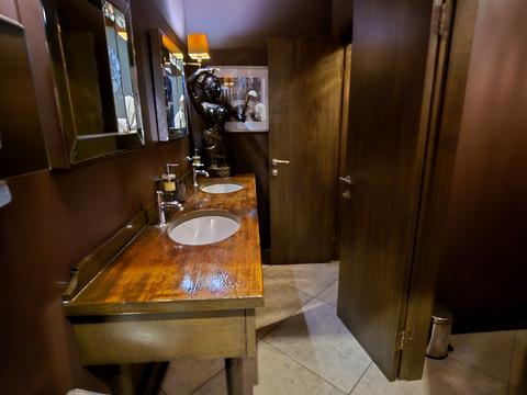 коммерческая по адресу Шелковичная ул., 32/34