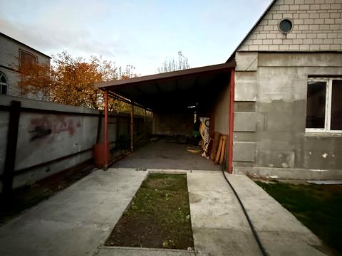 будинок за адресою Шкільна