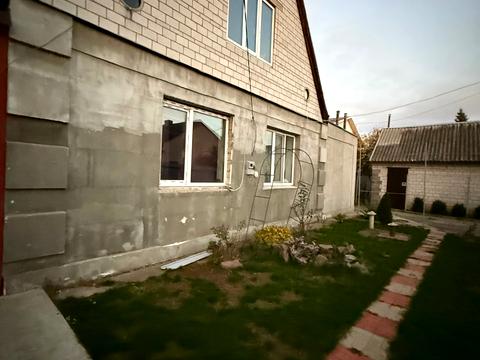 будинок за адресою Шкільна