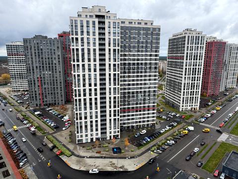 комерційна за адресою Всеволода Змієнка вул., 8/17