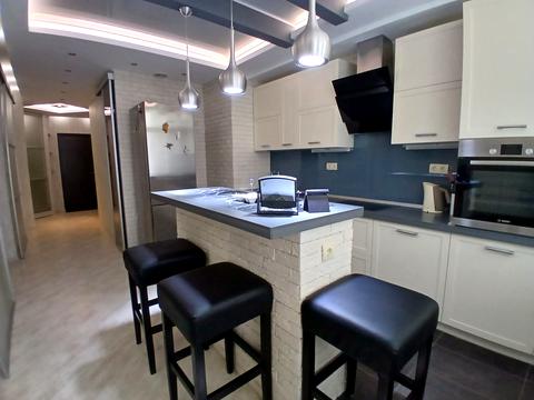 квартира за адресою Анни Ахматової вул., 22