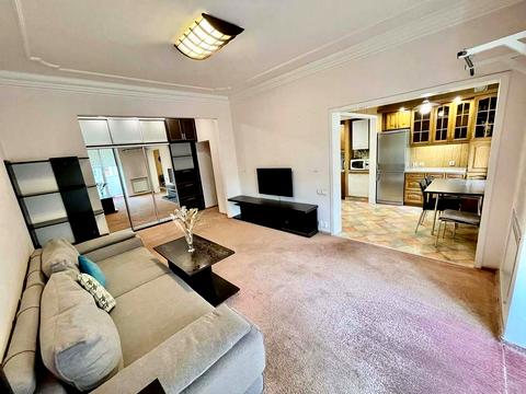 квартира за адресою Святогеоргіївська вул. (Рязанова), 11