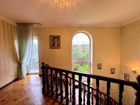 дом по адресу Лесі Українки