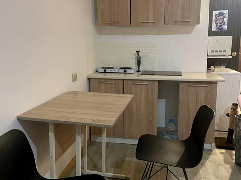 квартира за адресою Добровольців пров., 10