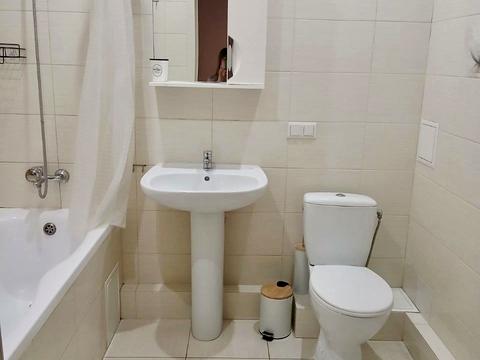 квартира за адресою Сім'ї Кульженків вул. (Петра Дегтяренка), 31-Б