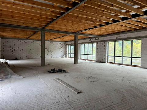 комерційна за адресою Європейська, 1