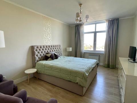 квартира за адресою Авіаконструктора Ігоря Сікорського вул. (Танкова), 4-В