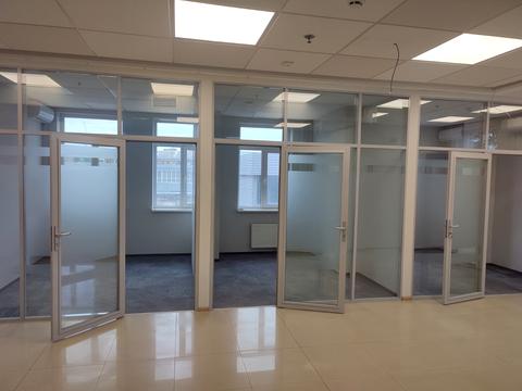 комерційна за адресою Загорівська вул. (Багговутівська), 23