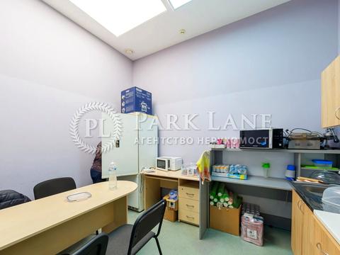 коммерческая по адресу Евгения Коновальца ул. (Щорса), 35-Б