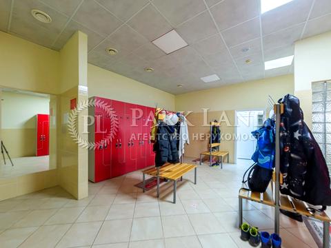 коммерческая по адресу Евгения Коновальца ул. (Щорса), 35-Б