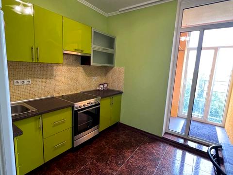 квартира за адресою Регенераторна вул., 4 к1