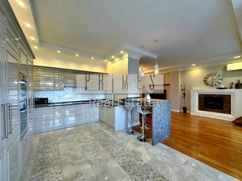 квартира за адресою Андрія Верхогляда вул. (Михайла Драгомирова), 5