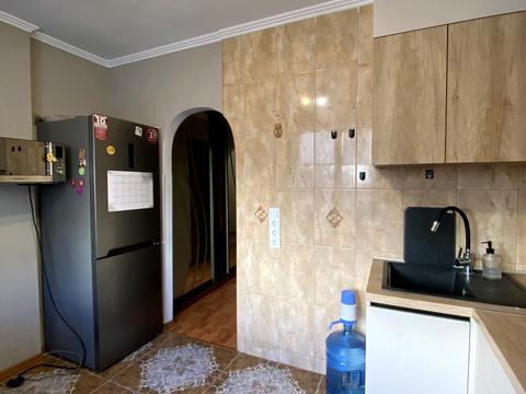 квартира за адресою Володимира Момота вул., 42