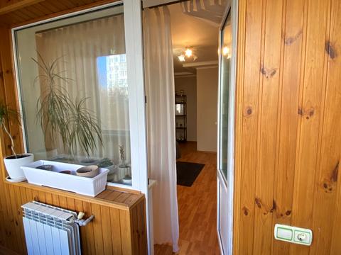 квартира за адресою Володимира Момота вул., 42