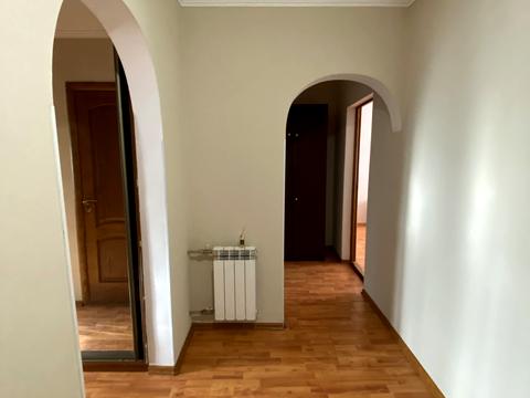 квартира за адресою Володимира Момота вул., 42