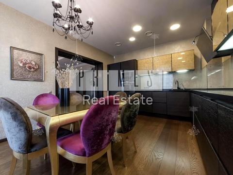 квартира за адресою Андрія Верхогляда вул. (Михайла Драгомирова), 12