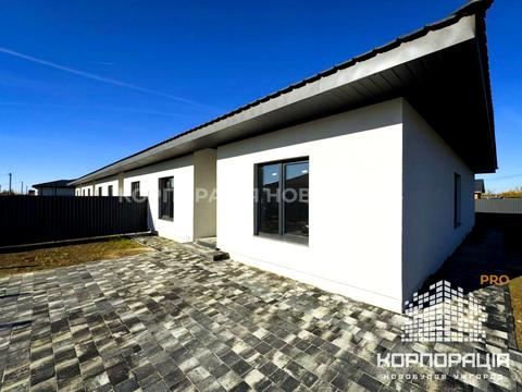 будинок за адресою Петра Угляренка, 1